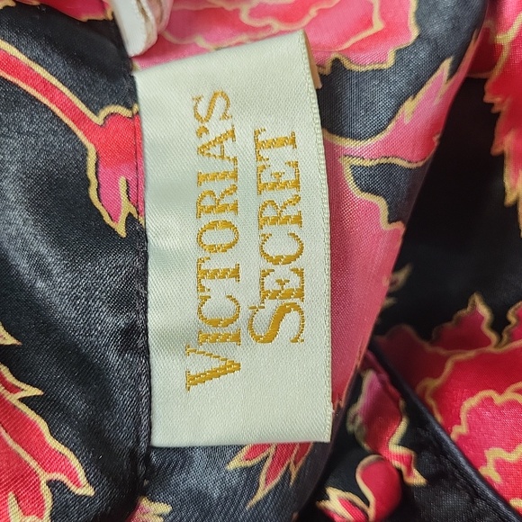 Vintage Victoria's Secret Silk Sleep Shirt - Picture 7 of 8